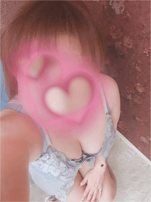 ななこ